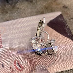 Sabika drop earrings